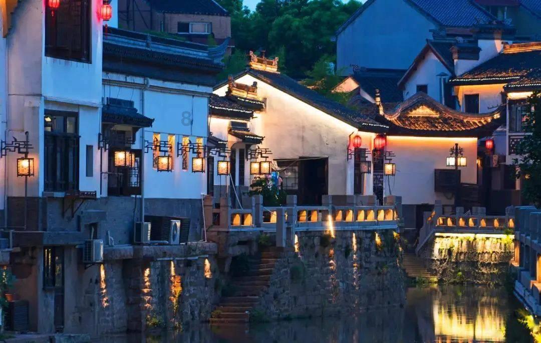 鹰潭城发转让鹰潭宏基建材30%股权,底价1552万元